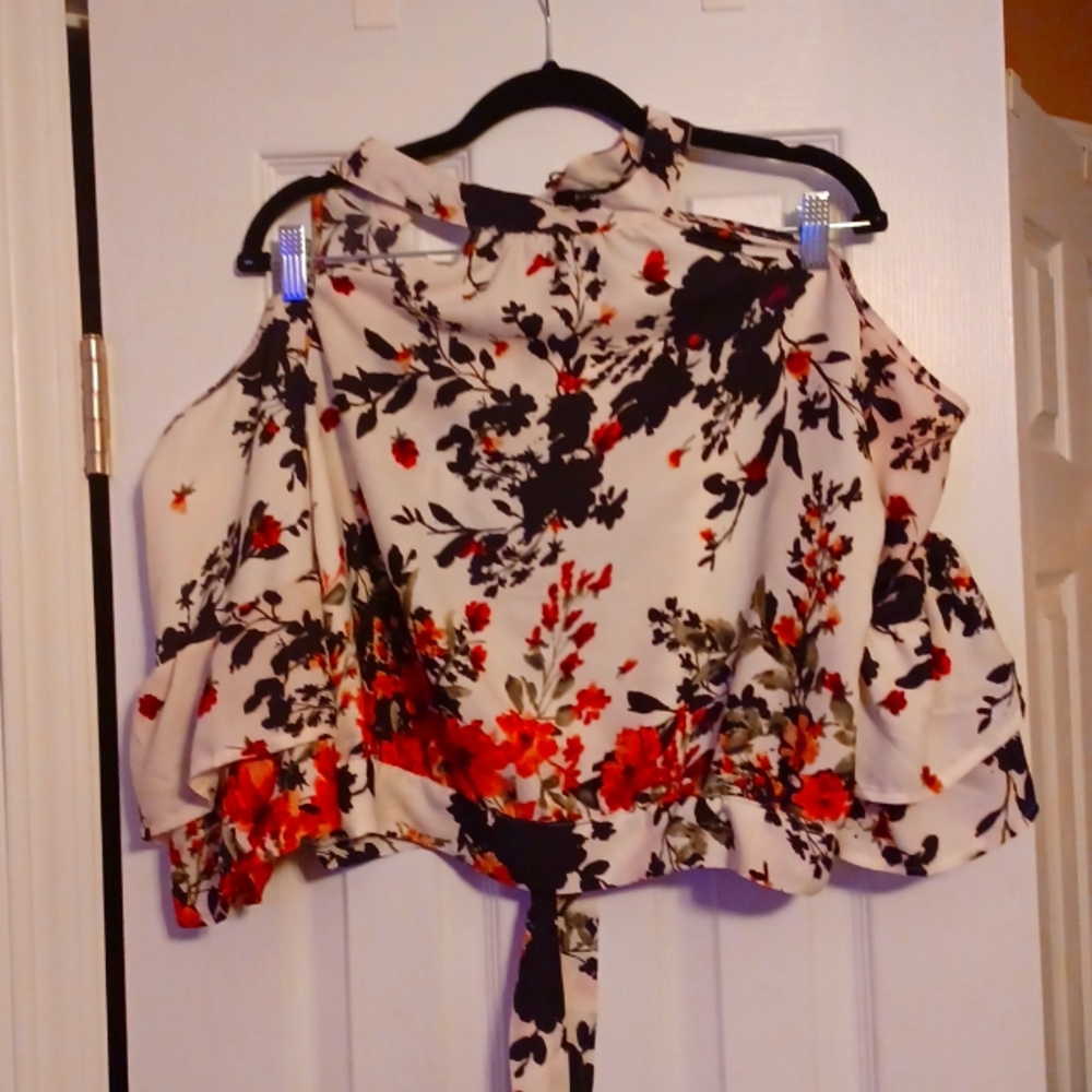 Crop blouse
